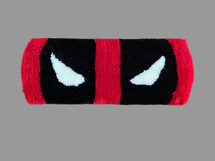 Deadpool Desk Rug – Hand-tufted, 45 × 17 cm